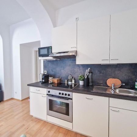 Feelhome - Design Apartment Fuer 4 Gaeste - Smart Tv - Naschmarkt Viena Exterior foto