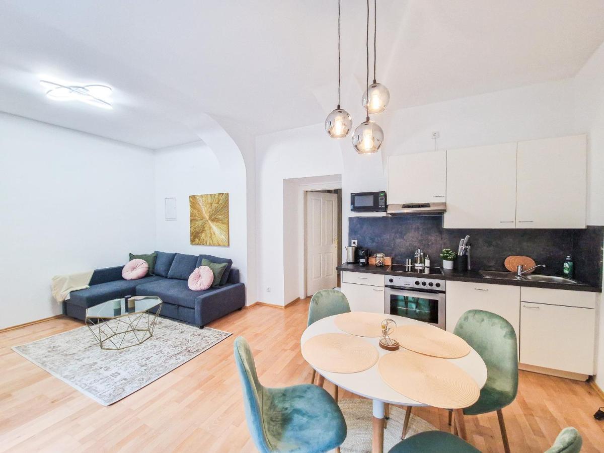 Feelhome - Design Apartment Fuer 4 Gaeste - Smart Tv - Naschmarkt Viena Exterior foto
